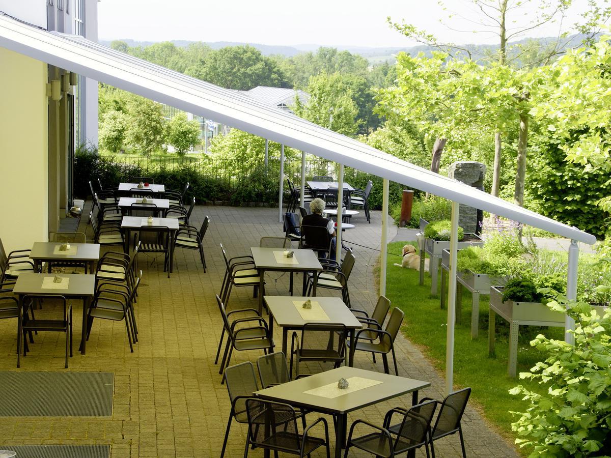 Seminarhotel In Der Manfred-Sauer-Stiftung Lobbach Eksteriør bilde
